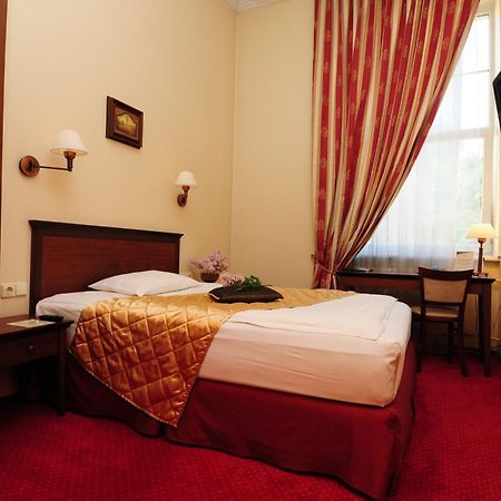 Conviva Hotel Panevezys Bagian luar foto