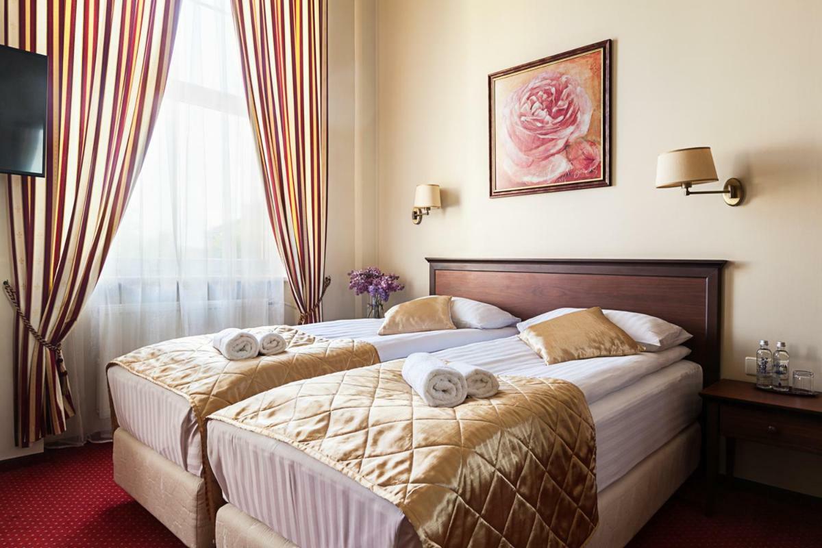 Conviva Hotel Panevezys Bagian luar foto