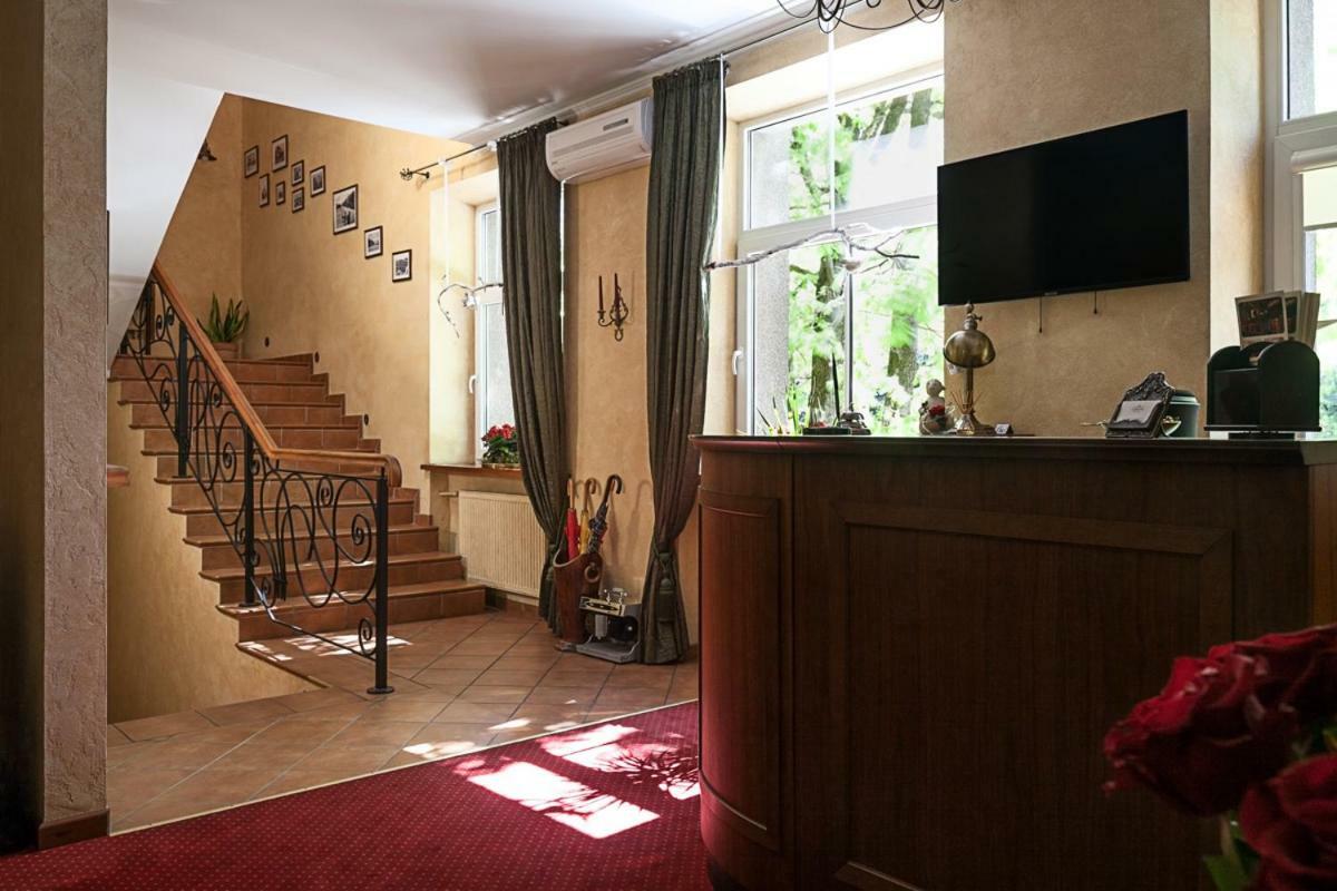 Conviva Hotel Panevezys Bagian luar foto