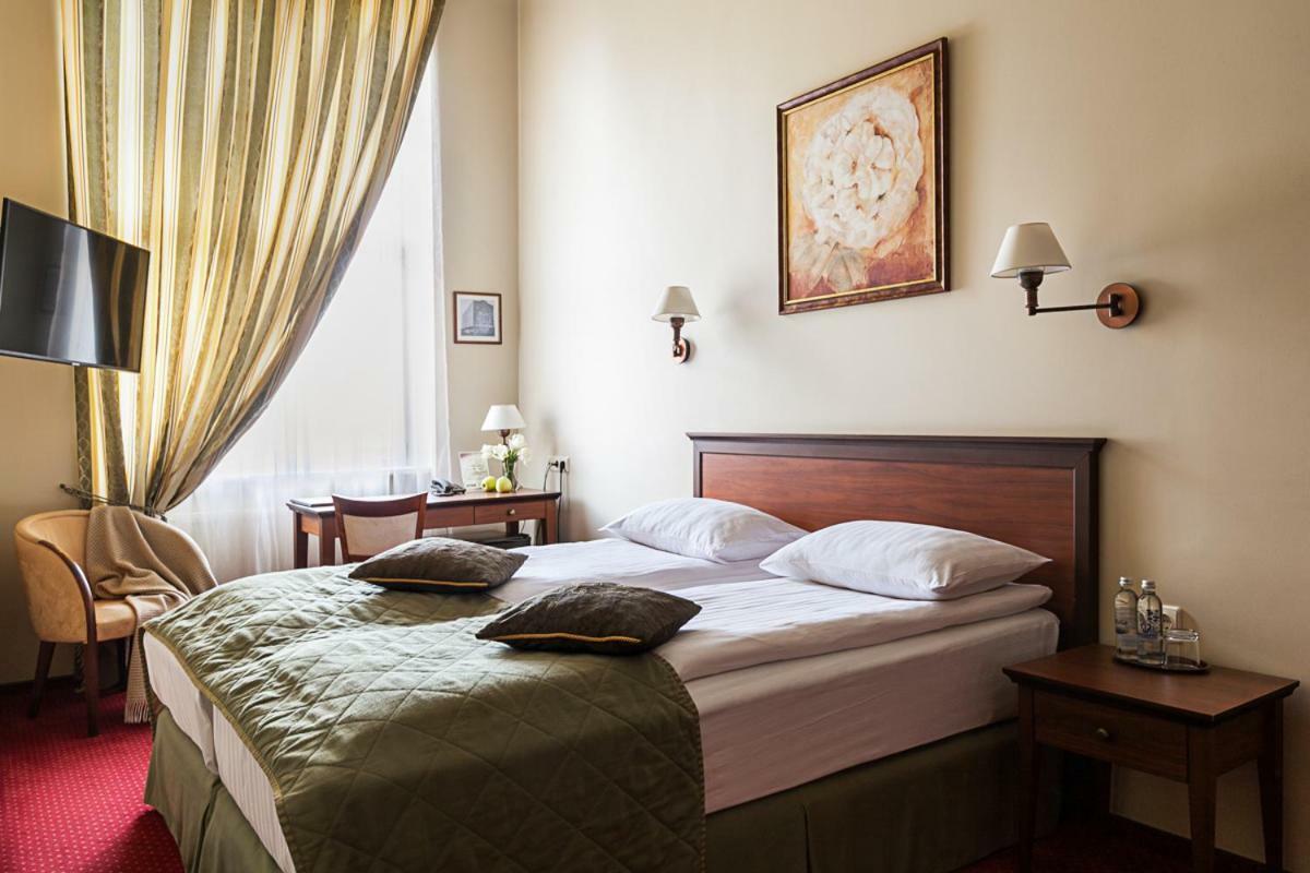 Conviva Hotel Panevezys Bagian luar foto