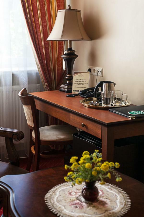 Conviva Hotel Panevezys Bagian luar foto