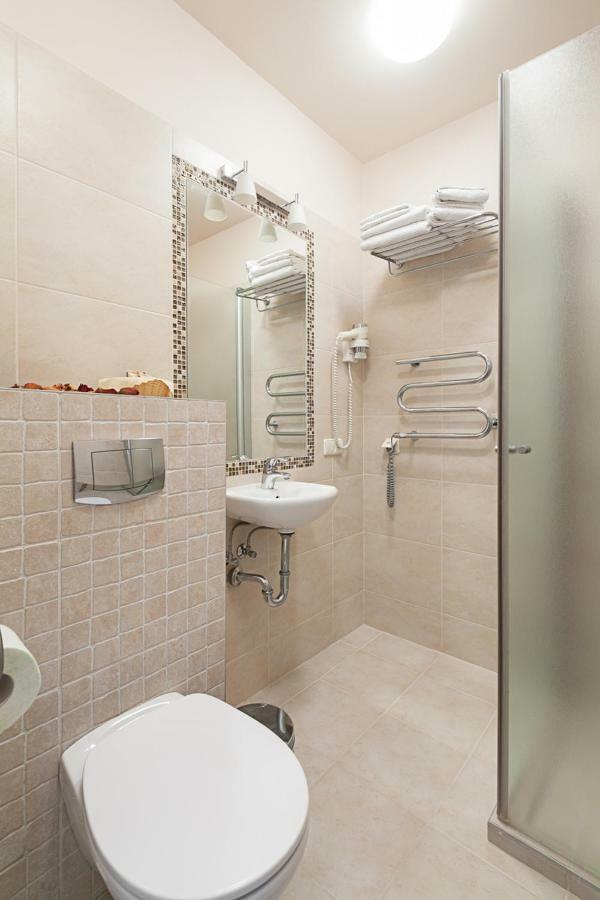 Conviva Hotel Panevezys Bagian luar foto